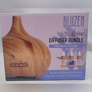 Bluzen Essential Oil Alpine Diffuser Bundle Wood Premium Oil Diffuser w/ 3 Oils